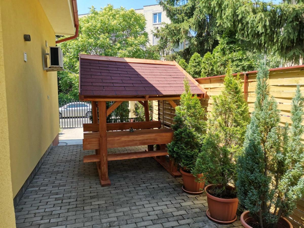 Poroszlay Apartman Дебрецен Экстерьер фото